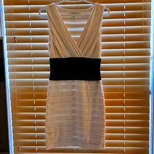 38). Pre-owned Max and Cleo pencil dress size 6